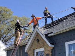30 Times More Jobs from Rooftop Solar, Utility Filing Says
