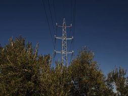 Fitch Affirms Neerg Energy’s USD475 Million Notes at ‘BB-‘