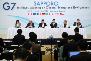 G7 vows to step up moves to renewable energy, zero carbon