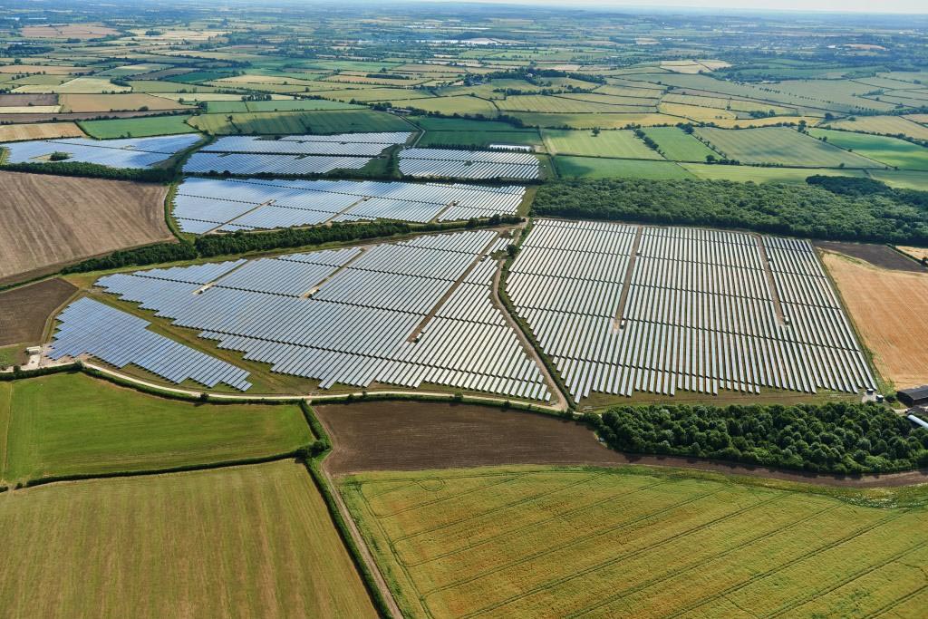 UK on track to add 1.7GW pdc of solar PV in 2023 – EQ