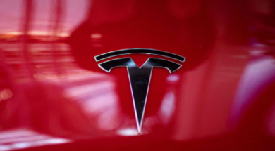 Tesla may release $25,000 electric car without a steering wheel in 2023